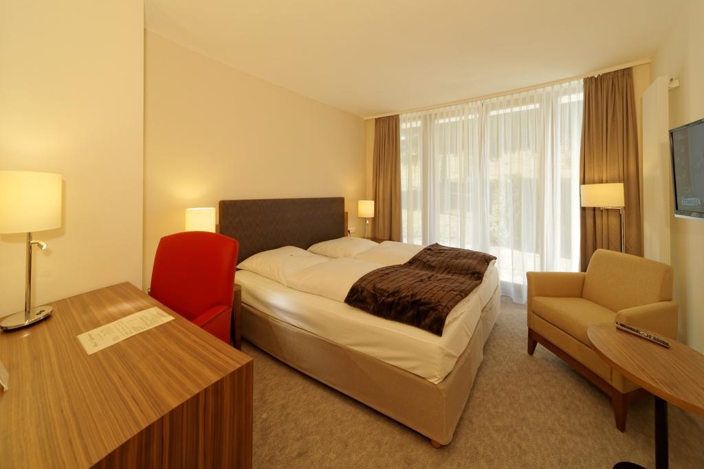 Landhotel Gottinger Валдкирхен Екстериор снимка