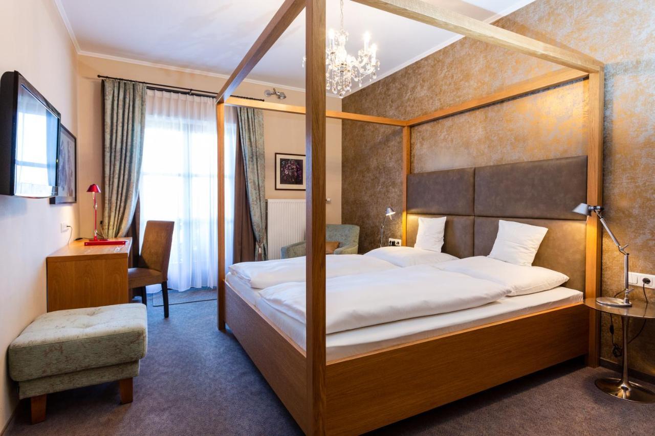 Landhotel Gottinger Валдкирхен Екстериор снимка